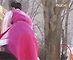 '해품달' 옥에티 또 포착…조선시대 커피 든 관광객