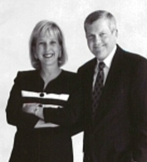 Dennis and Wendy Mannering (데니스 웬디 매너링, 웬디 매너링 부부)
