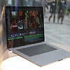 MacBook Pro 실기 모습, 일본의 오모테산도 Apple Store에 등장