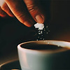 커피에 소금 한 줌만 넣으면 쓴맛이 풀리는 것은 사실. 그 과학적인 근거는?
