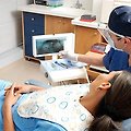 골다공증 환자에게 치과는 금기? 복용 약 따라 임플란트도 가능