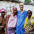 가슴뭉클했던 뉴스 에볼라완치간호사 다시 서아프리카로