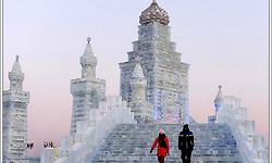 얼음과 빛의 조화로 세계최대 겨울축제가 된 하얼빈 빙등제(哈爾賓 氷燈節)