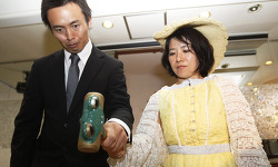 이혼식도 쿨하게 하는 일본 - 대지진 이후 이혼 상담이 두배로 증가하였다는데..