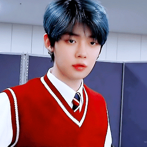 [++line] EP12. ‘Run Away’ behind #4. - See you soon, MOA! - TXT (투모로우바이투게더)