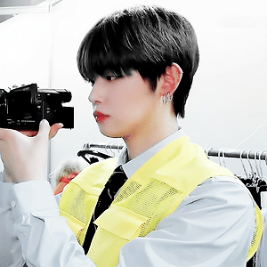 [T:TIME] YEONJUN & SOOBIN play with the camcorder - TXT (투모로우바이투게더)