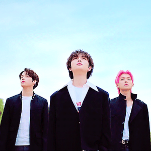 TXT (투모로우바이투게더) '5時53分の空で見つけた君と僕 [Japanese Ver.]' Official MV