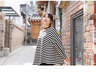 [인물사진] 소박한 서촌마을 골목에서 - 모델 모카