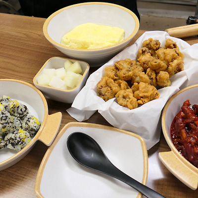 [원주 맛집] 원주닭발맛집 원주자유시장 '유니네' 매운닭발, 똥집튀김, 주먹밥, 계란찜 맛집!