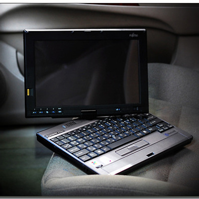 후지쯔 태블릿 미니노트북 P1610 출시