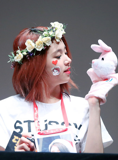 160515 용산 팬싸인회 채영 5p