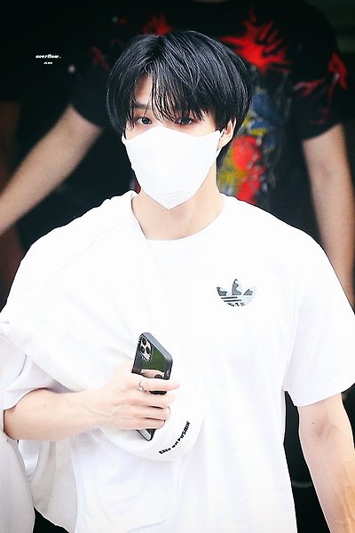 210625 뮤직뱅크 퇴근 제노