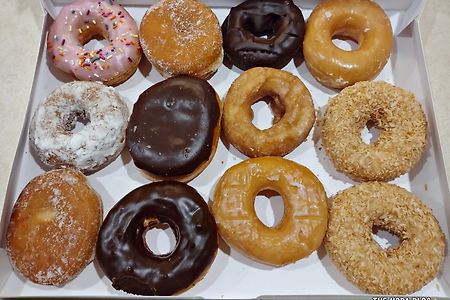 [미국] Dunkin' Donuts (던킨 도너츠) 1 더즌