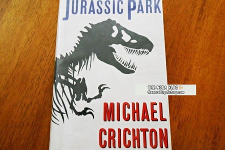 "Jurassic Park" by Michael Crichton 마이클 크라이튼