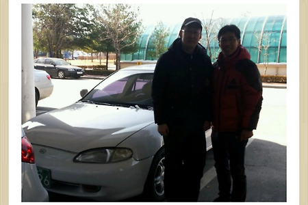 <'2013년 2월 열번째 방문고객님-대전에서 방문해 주신 고객님><구형아반떼 차량을 판매하며-100만원 정도의 최상의 중고차!><사람살아가는 이야기가 즐거운자동차에 있습니다>
