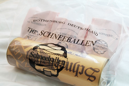 슈니발렌 파는곳, 망치로 깨먹는 독일수제과자 슈니발렌