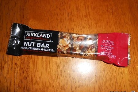 Kirkland Signature Nut Bar "Almonds, Cashews and Walnuts" 넛바