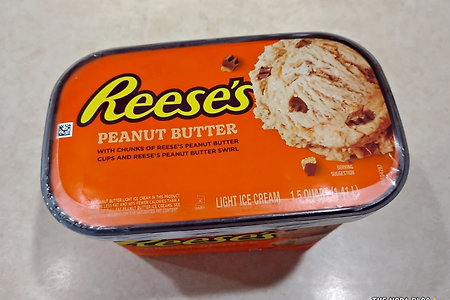 Reese's Peanut Butter Ice Cream 리세스 땅콩버터 아이스크림
