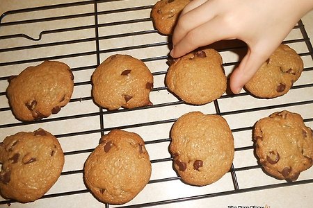 아이들이 만든 수제 초코칩 쿠키로 달콤한 하루 :-)