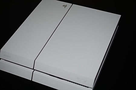 PS4 플스4 화이트 제품사진 및 책상샷