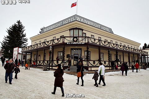 [Alberta/Calgary] Once upon a Christmas at Heritage Park