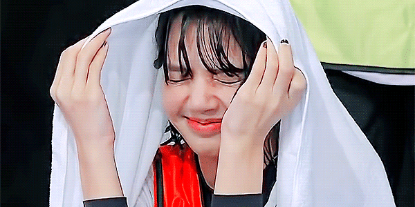 201018 런닝맨 EP.525 블랙핑크 리사 움짤