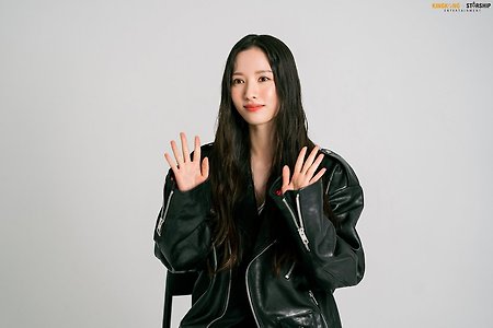 배우 김지연 (우주소녀 보나) '마리 끌레르' 화보 비하인드