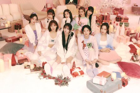 Red Velvet, aespa 'Beautiful Christmas' 콘셉트 화보 2