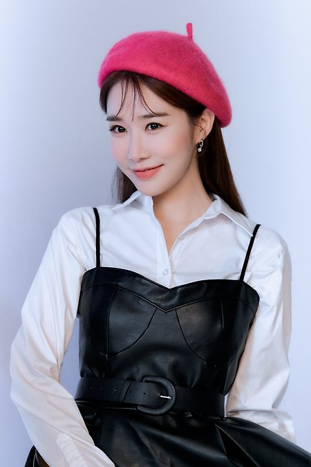 배우 유인나 '보라! 데보라' 포스터 화보 비하인드