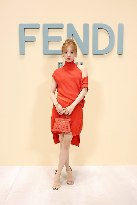 (G)I-DLE((여자)아이들) 우기(YUQI) 펜디 24FW 컬렉션 패션쇼 고화질
