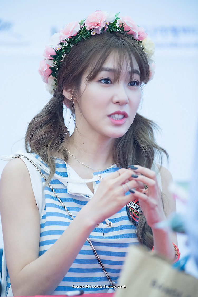 [PIC][06-06-2016]Tiffany tham dự buổi Fansign cho "I Just Wanna Dance" tại Busan vào chiều nay - Page 3 ?fname=http%3A%2F%2Fcfile24.uf.tistory