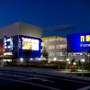 IKEA가 충동구매를 유발하기 위해 채택하고 있는 전략은?
