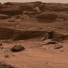 화성에서 발견된 "문 모양의 구멍"의 정체