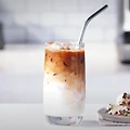 맥심 모카골드의 새로운 맛: 믹스커피로 아이스 카페라떼 만들기