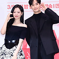 [퇴근길이슈] 김수현 인터뷰·뉴진스 팬 트럭시위·유영재 입장·유재환 결혼