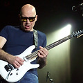 조 새트리아니(Joe Satriani)｜기타의 우주를 그린 연주자, 그의 음악과 대표곡