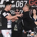 윤형빈 쇼유 니키 간장테러, 보러 가기