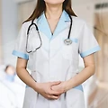 눈노안수술: 젊음을 잃지 않기 위한 강력한 선택?