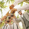 식용꽃의 매력: 당신의 술집 메뉴에 꽃을 추가해 보세요! 🌼🍹