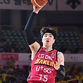김종규 프로농구 연봉 10억원 시대 열다