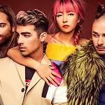 DNCE - Kissing Strangers ft. Nicki Minaj