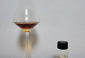 꼬냑 리뷰#67) 다니엘 부쥬 35년 싱글 캐스크 한국 에디션 No.1 : 이순신 / Daniel Bouju 35y Single Cask South Korea Edition No.1 : Lee Sun Shin 썸네일