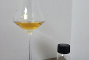 싱글몰트 리뷰#318) 라프로익 18년 화이트 튜브 / Laphroaig 18y White Tube 썸네일