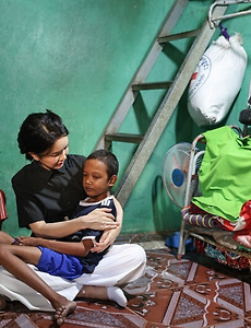 빈곤 포르노(Poverty Porn)란 무엇인가
