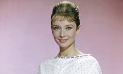 아름다운 여인  '오드리 헵번(Audrey Hepburn)'