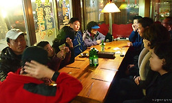 지구별에서 추억 만들기 - 지구별 가족 모임 뒷풀이 2차에서..