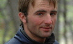 알프스 아이거 북벽을 2시간 47분만에 뛰어 오른 사나이