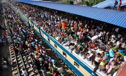 라마단 끝나고 이젠 고향으로  - 방글라데시 다카의 고향열차 타기 전쟁