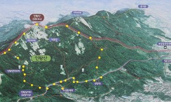 서울의 역사를 안고있는 인왕산 성곽길을 따라서..