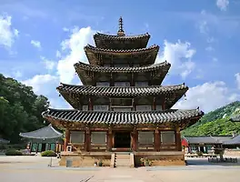 사찰 전각의 구성과 의미